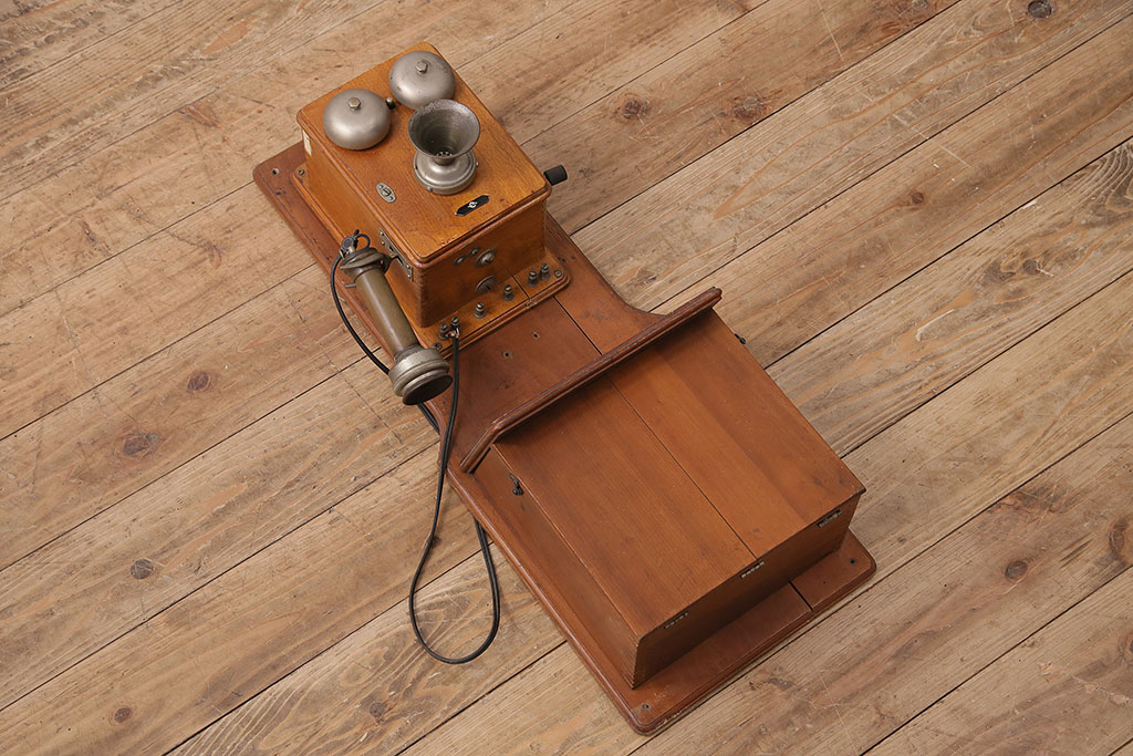 大正〜昭和初期　デルビル磁石式電話機(壁掛け電話機)(R-048425)