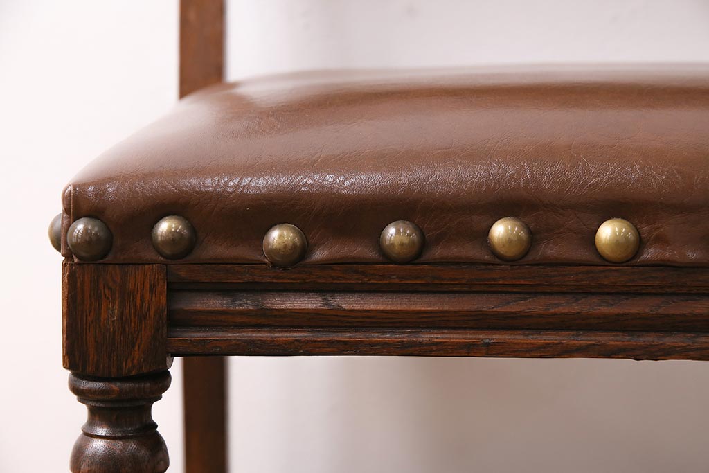 イギリスビンテージ　堂々とした風格を感じるオーク材製のチェア(椅子、ダイニングチェア)(R-048434)