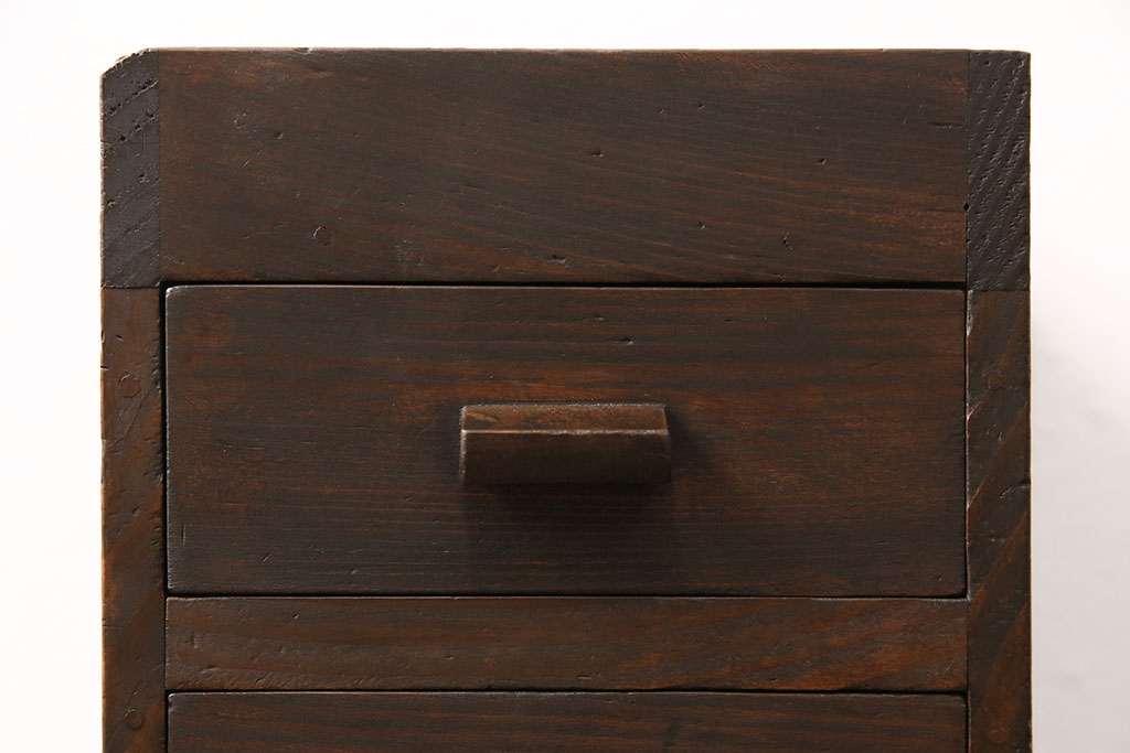 アンティーク家具　杉材　レトロな空間作りに活躍する小引き出し(小物収納)(R-048489)