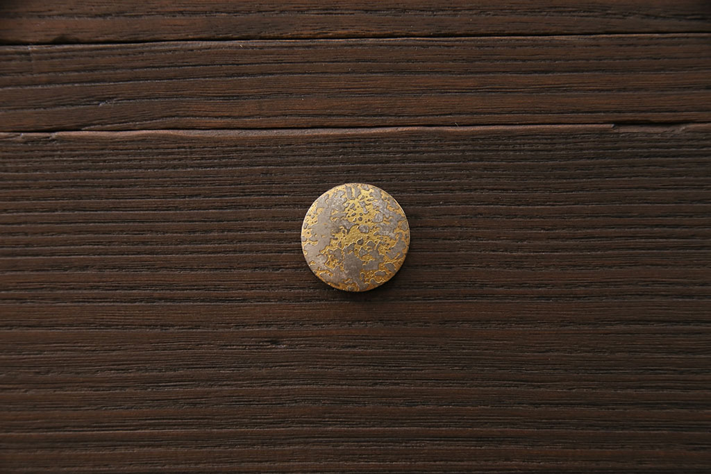 【桐箪笥(桐たんす)リメイク実例】総桐箪笥に高品質リペアを施しました。当店商品を参考に落ち着きのある茶色に着色し、房を取り付けました。(和タンス、収納箪笥、衣装箪笥、着物箪笥、桐たんす)
