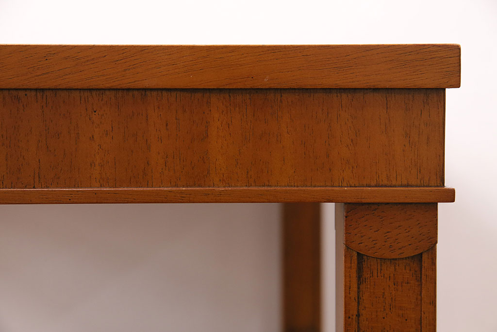 中古　DREXEL HERITAGE(ドレクセルヘリテイジ)　Triune(トライユン)シリーズ　すっきりした佇まいのエンドテーブル(定価約21万円)(サイドテーブル、飾り台)(R-048535)