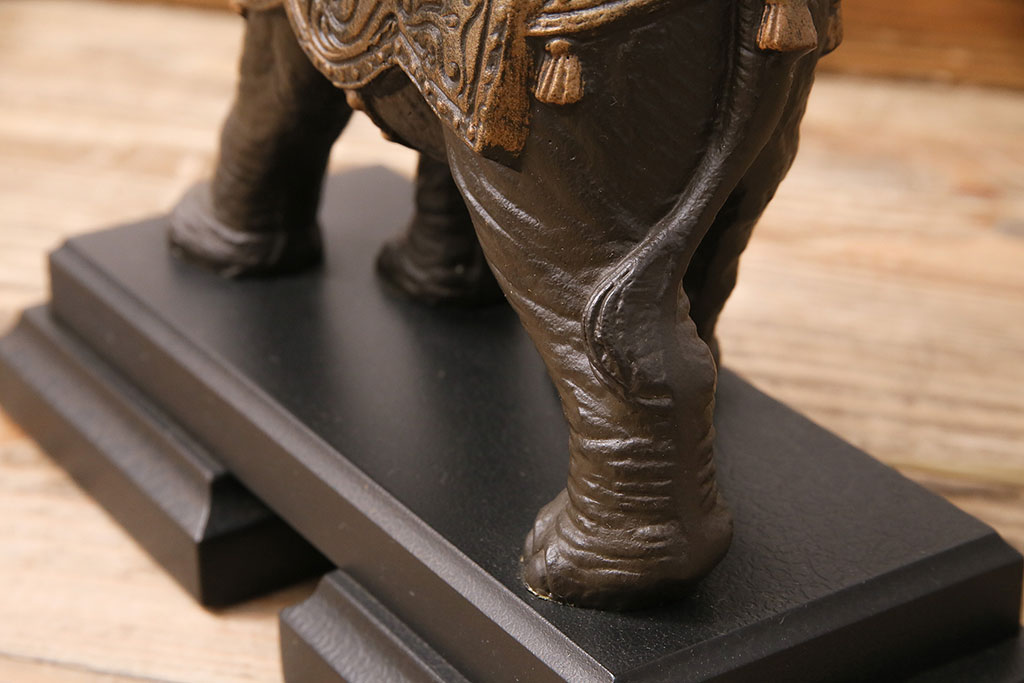 中古　FREDERICK COOPER(フレデッリック・クーパー)　高級品!象の意匠が繊細で存在感抜群のスタンドライト(スタンド照明、フロアスタンド)(R-048573)