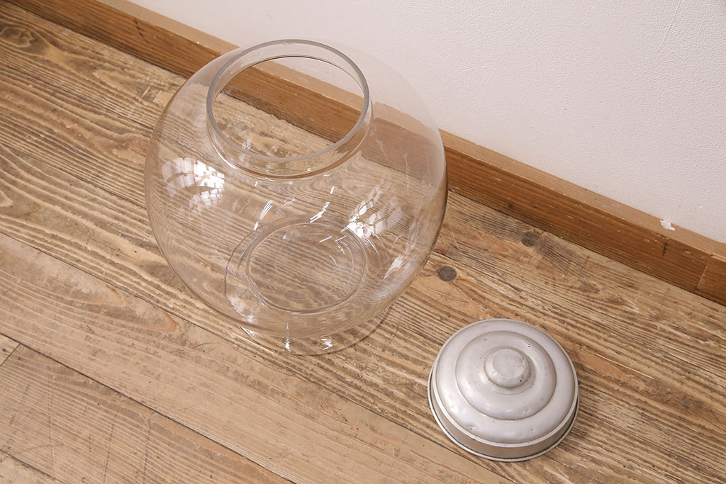 アンティーク雑貨　丸いフォルムがレトロで可愛らしい地球瓶(ガラス瓶、ガラスビン、キャニスター)(R-048629)