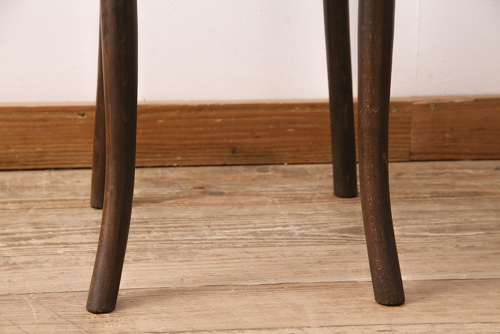 イギリスアンティーク　背もたれの曲線が美しいベントウッドチェア(バルーンバック、ダブルループ、椅子)(R-048639)