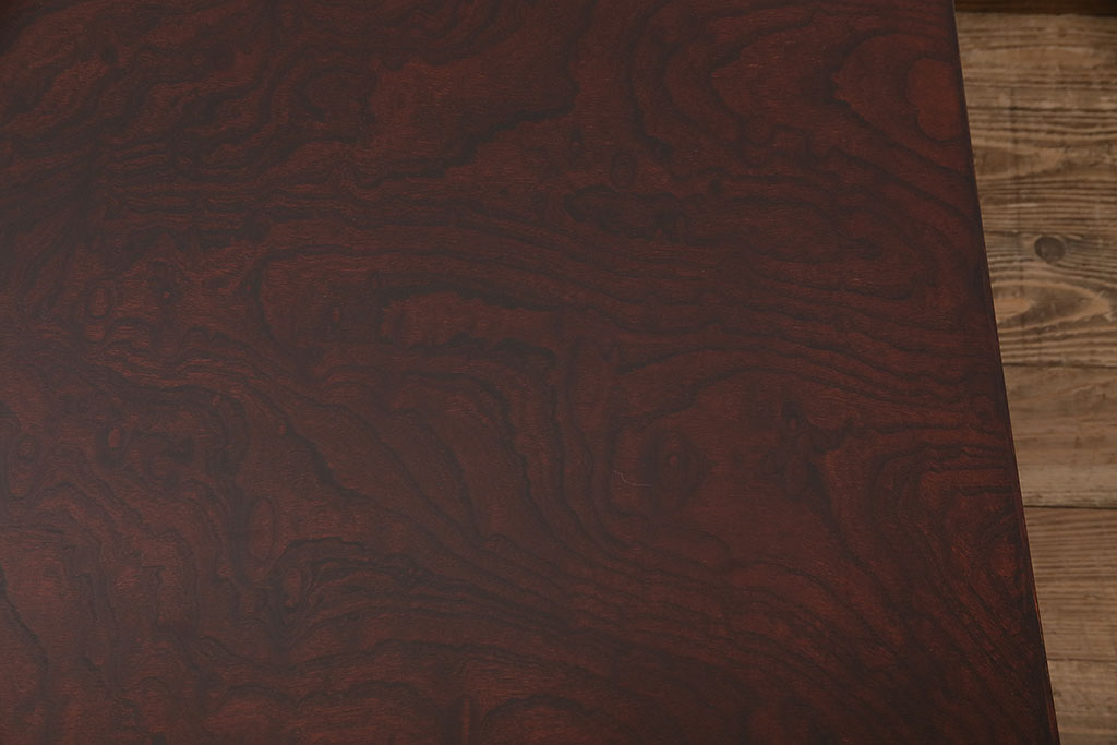 中古　伝統民芸家具　岩谷堂箪笥　大胆な杢目と上品な意匠が目を惹くケヤキ材製の座卓(ローテーブル)(R-048698)