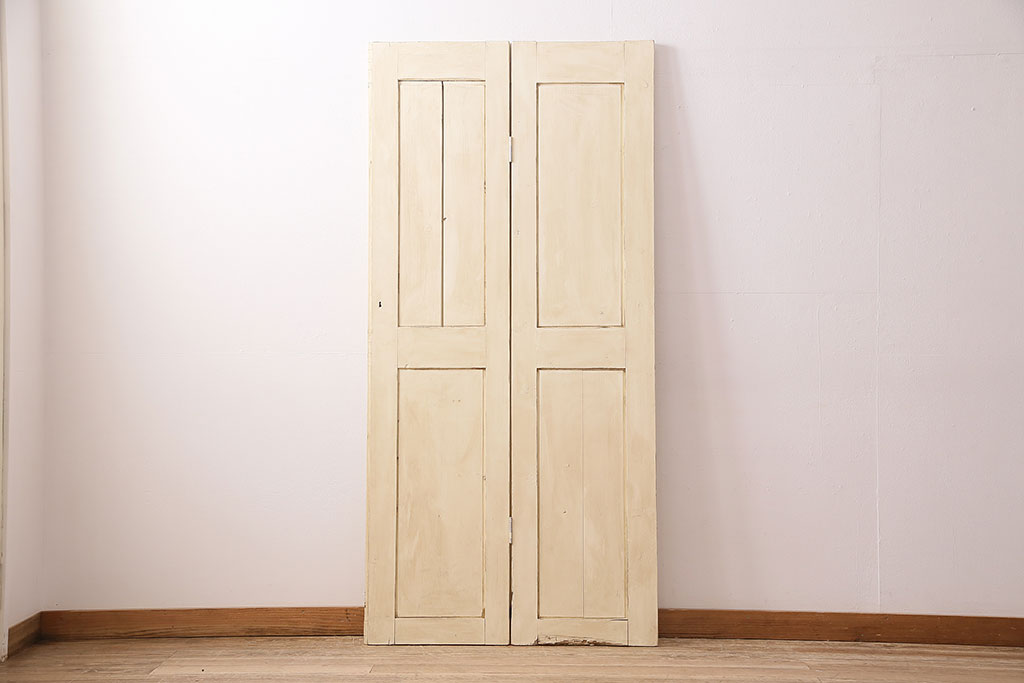 アンティーク建具　シャビーなペイントがお洒落なフランスアンティークの折れ戸(ドア、扉)(R-048718)