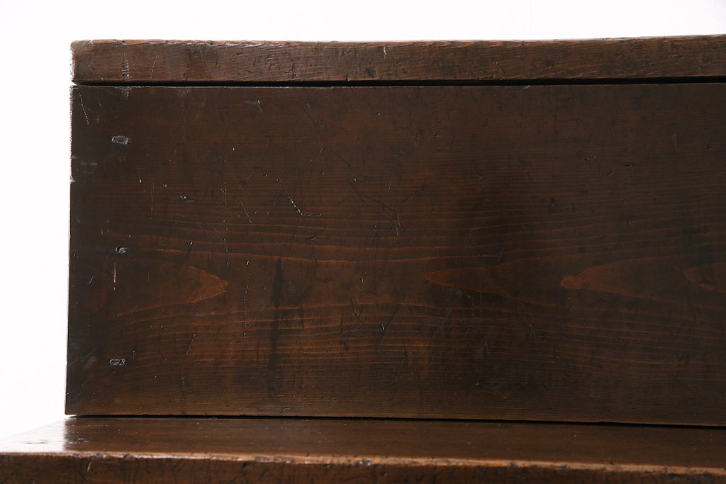 アンティーク家具　関西　前板ケヤキ材　ヒノキ材　経年の味わいを感じる重ね階段箪笥(和箪笥、時代箪笥)(R-048719)