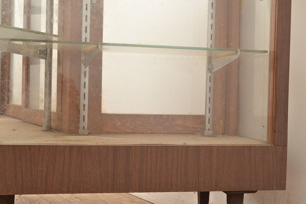 昭和レトロ　珍しいデザイン!　斜めL字型のガラスケース(ショーケース、陳列棚)(R-048736)