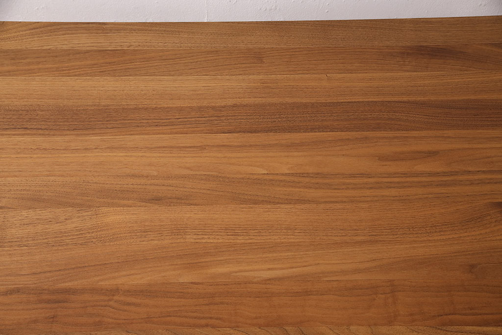 美品　arflex(アルフレックス)　Riva(リーヴァ)製　NATURA(ナチュラ)　モダンなダイニングテーブル(定価約55万円)(R-048775)