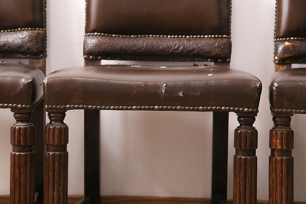アンティーク家具　ベルギー　オーク材　ジャンクスタイルの空間づくりにおすすめなチェア4脚セット(ダイニングチェア、椅子)(R-048784)