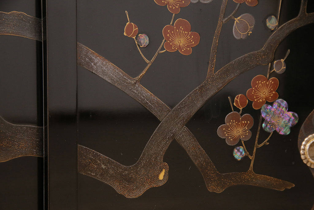 中古　輪島塗　和の趣溢れる上品な佇まいが魅力の飾り棚(茶棚、収納棚、違い棚)(R-048858)