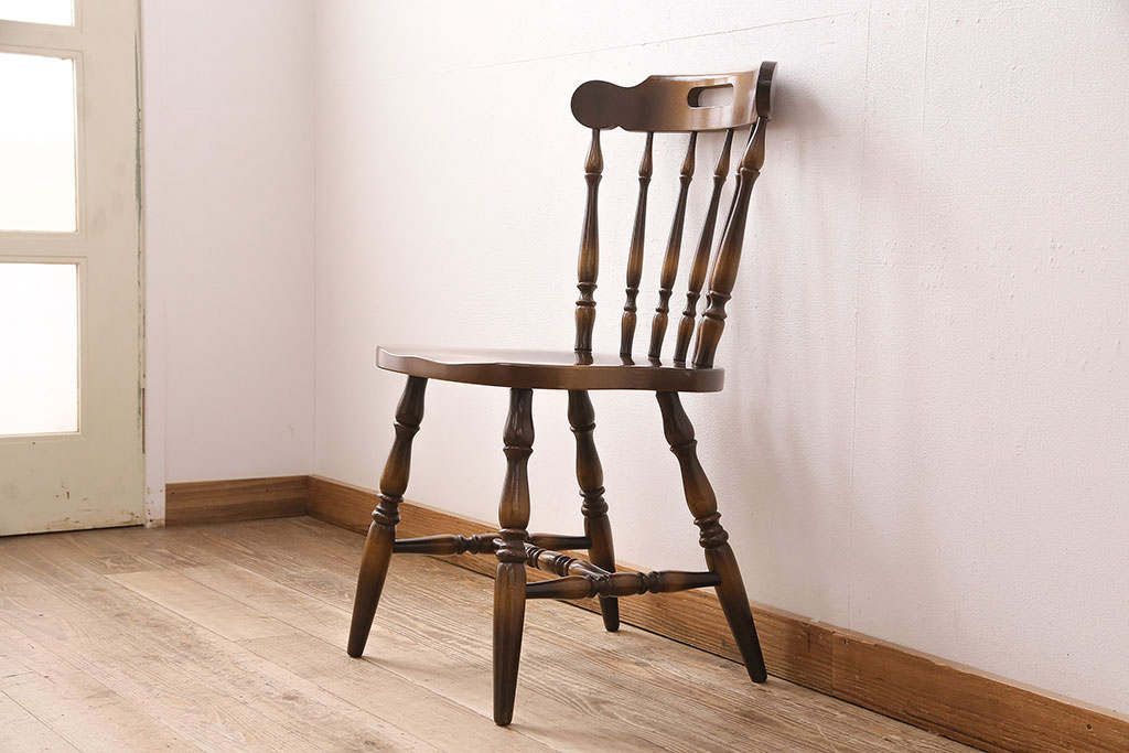 ヴィンテージ家具　飛騨産業　キツツキ　ぬくもり溢れる木肌が魅力的なウィンザーチェア(椅子、ダイニングチェア、ビンテージ)(R-048947)