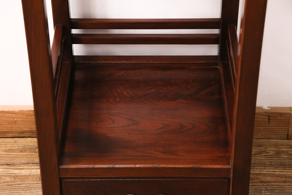中古　極美品　国産　ケヤキ・杉材　造りの良さが素晴らしい手造り家具の飾り棚(陳列棚、引き出し)(R-049080)