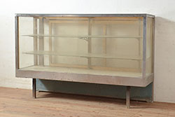 レトロ家具　和製アンティーク　レトロな雰囲気満点の木製冷蔵庫(収納棚、ディスプレイ)