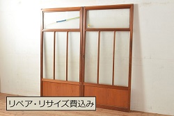 【オーダー建具実例/セミオーダー家具実例】アンティークの格子戸2枚に高品質リペアを施し、他2枚はアンティーク格子戸を参考に再現製作。引き手とネジ締りタイプの鍵を取り付け、ご希望のクリアガラス、すりガラスを組み入れました。黒よりのこげ茶に着色し、上品な和の雰囲気に。(引き戸、建具)