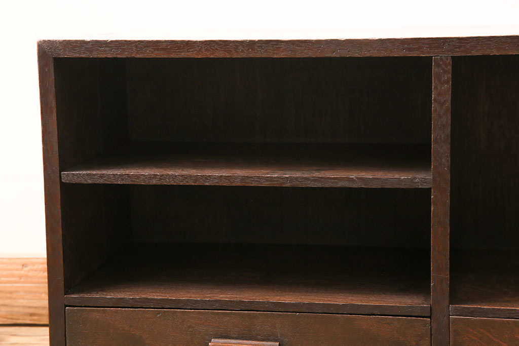 和製アンティーク　総ナラ材　デスクやカウンターの上にも置けるレトロな収納棚(卓上収納棚、本棚)(R-049380)