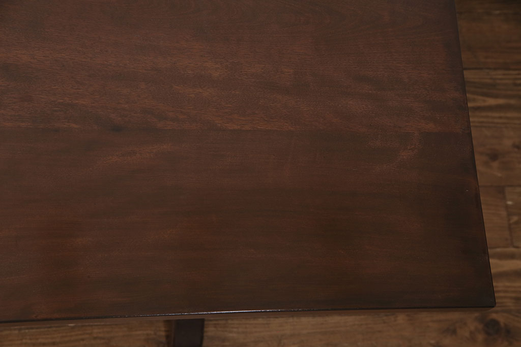 中古美品　松本民芸家具　シックなダイニング作りにおすすめのB型食卓(ダイニングテーブル、4人掛け)(定価約27万円)(R-049396)