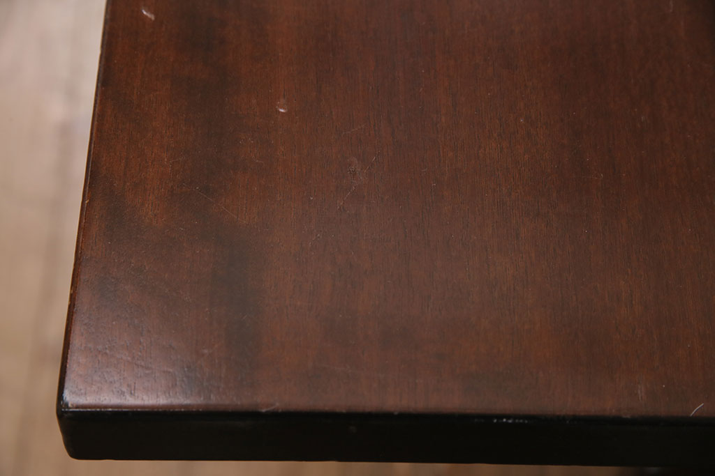 中古美品　松本民芸家具　シックなダイニング作りにおすすめのB型食卓(ダイニングテーブル、4人掛け)(定価約27万円)(R-049397)