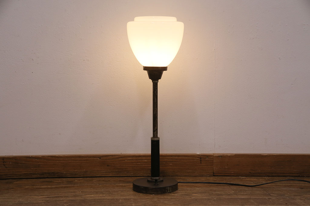 アンティーク照明　柔らかな光がムードを盛り上げるスタンドライト(フロアランプ、間接照明)(R-049426)