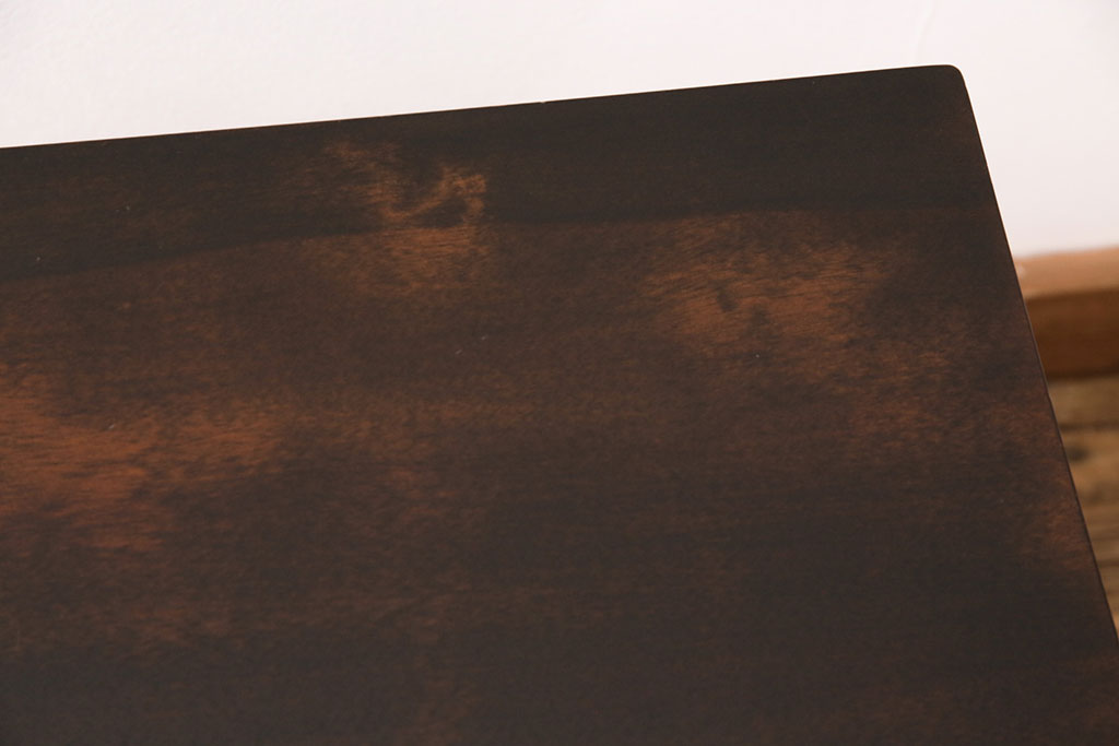 中古美品　松本民芸家具　ワンランク上の贅沢な空間にぴったりな風格漂うナイト卓子(サイドテーブル)(R-049448)