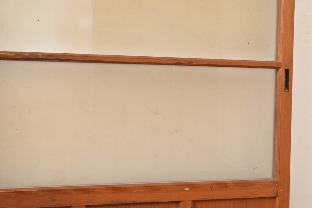 アンティーク建具　昭和中期　すりガラス・銀モールガラス　光を優しく取り込む、ノスタルジックな雰囲気のガラス戸2枚セット(引き戸、建具)(R-049467)