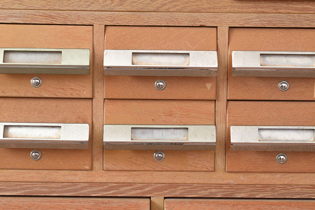レトロ家具　昭和レトロ　KIHARA　小物収納にうってつけのナラ材製ネームプレート付きカードケース(引き出し、チェスト)(R-049472)