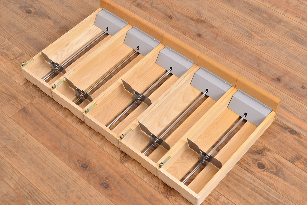 レトロ家具 昭和レトロ KIHARA 小物収納にうってつけのナラ材製