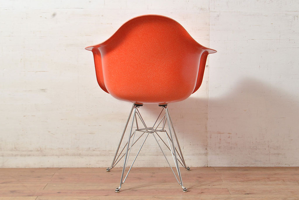 中古　展示品　美品　MODERNICA(モダニカ)　鮮やかなオレンジカラーが空間のアクセントになるシェルチェア(椅子、サイドチェア、ダイニングチェア)(R-049487)
