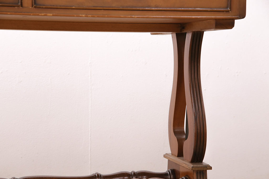 イギリスアンティーク　天板バーズアイ(鳥眼杢)　バタフライテーブル(コンソールテーブル、サイドテーブル、デスク、在宅ワーク、在宅用)　(R-049564)