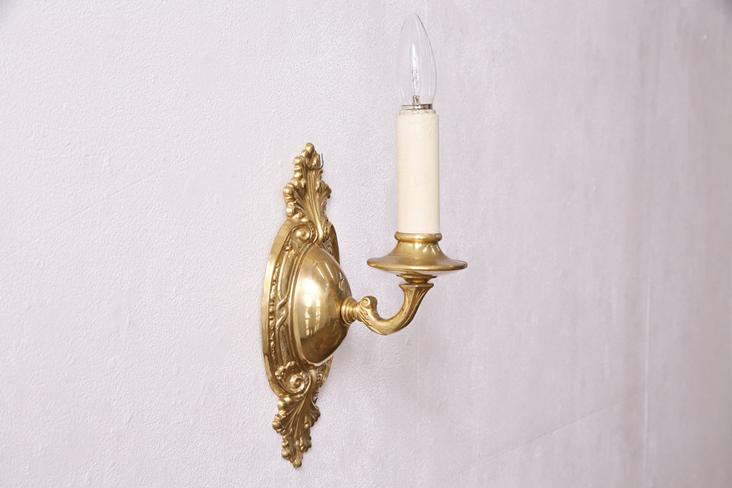 中古　イギリス風　キャンドルのようなデザインが魅力!エレガントな雰囲気を醸しだす壁掛け照明(ウォールランプ、壁付け照明)(R-049584)