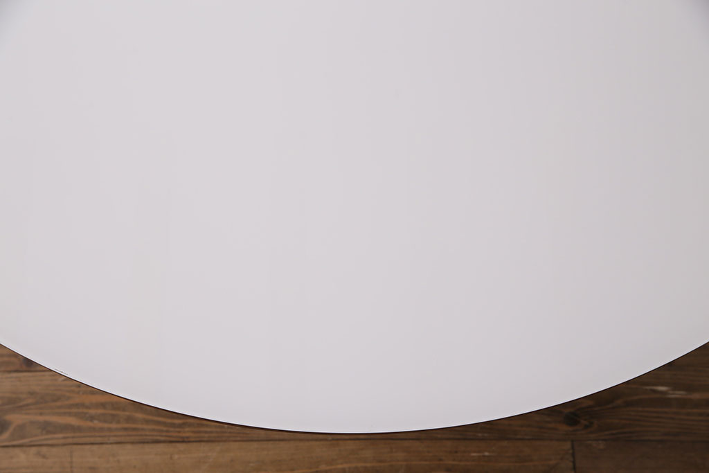 中古　ARMONIA(アルモニア)　Piane　ガラス天板付き　スタイリッシュなデザインが魅力のダイニングテーブル(ラウンドテーブル)(定価約12万円)(R-049609)