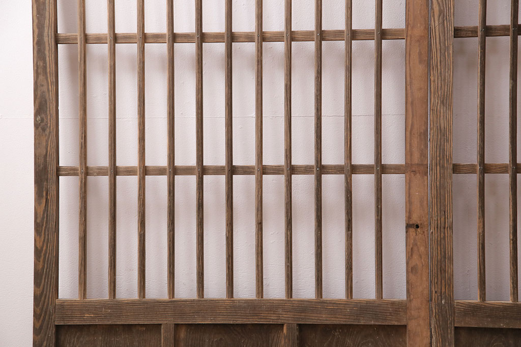 アンティーク建具 昭和初期 時を重ねた木の味わいが魅力の格子戸玄関
