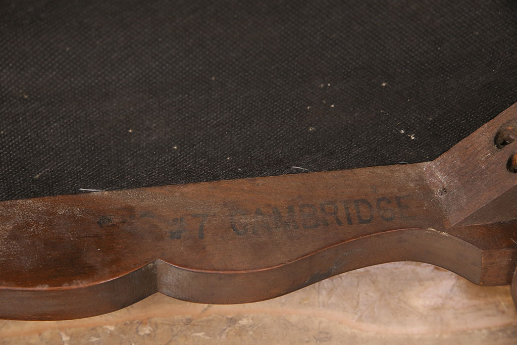 中古　アメリカ輸入家具　Stickley(スティックレー、スティックレイ)　マホガニー材製の高級感あふれるダイニングチェア2脚セット(椅子、サロンチェア)(R-049682)