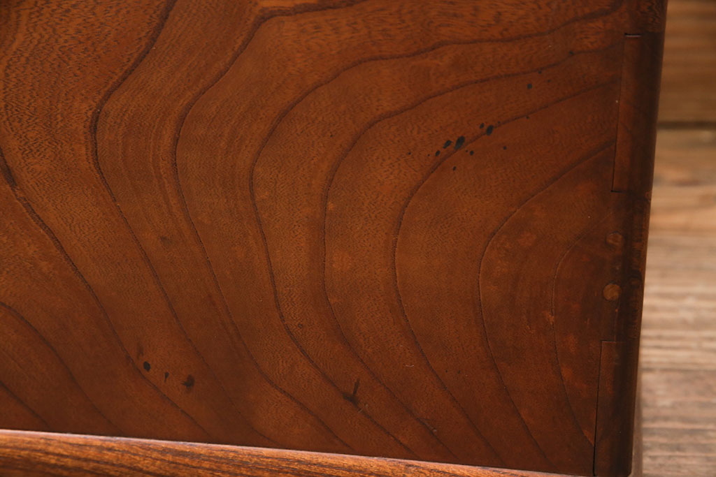 和製アンティーク　ケヤキ材・黒柿材　和の情緒溢れる角火鉢(木製火鉢、箱火鉢)(R-049697)