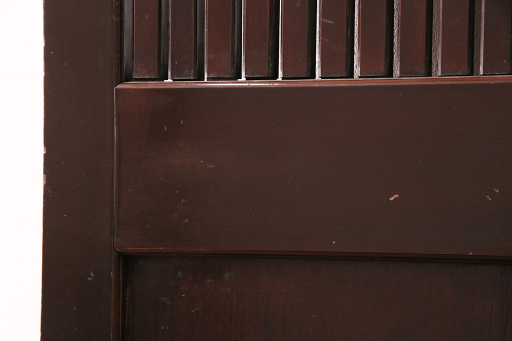 アンティーク建具　美品!　漆が美しい富山産の格子入り蔵戸(引き戸、玄関戸)(R-049748)