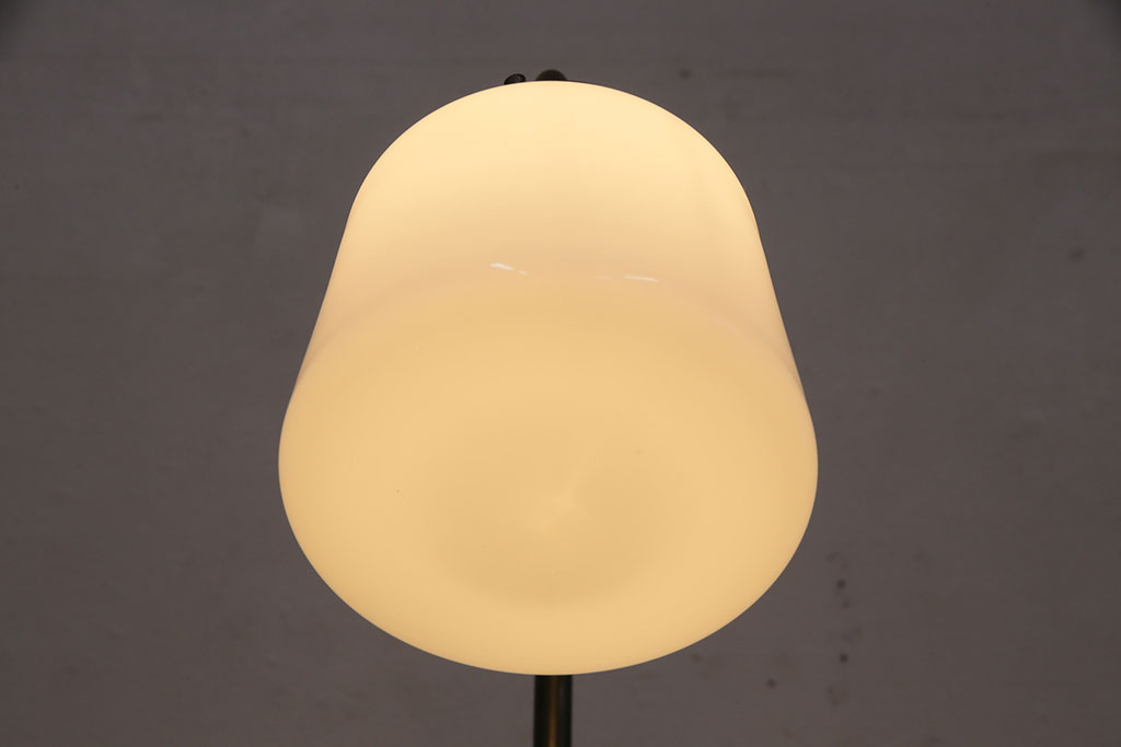 アンティーク照明　レトロな雰囲気がたまらない真鍮製のスタンドライト(スタンド照明、フロアスタンド)(R-049841)