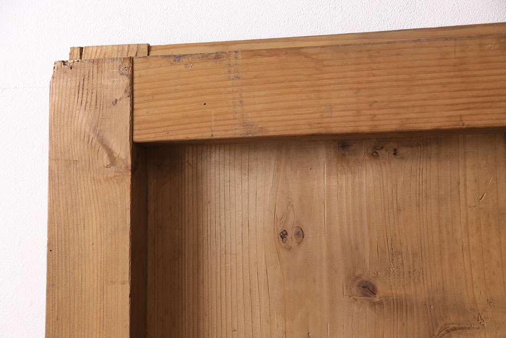 アンティーク建具　ヒノキ材　金具が立派な蔵戸(引き戸、玄関戸、建具)(R-049870)