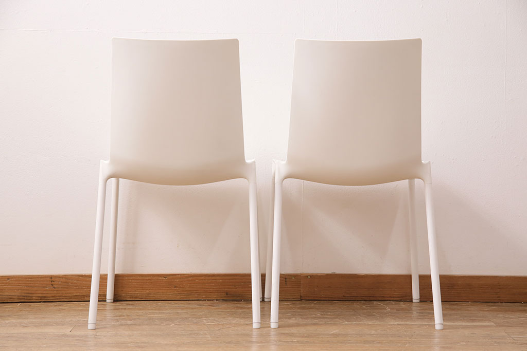 中古　オカムラ(OKAMURA)　ウィスナーハーガー(wiesner hager)　スタッキングチェア2脚セット(マカオチェア、MACAO Chair、会議用チェア、オフィスチェア)(定価約10万円)(R-049902)