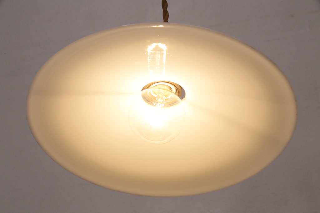 アンティーク照明　レトロな平笠シェードのペンダントライト2個セット(天井照明、吊り下げ照明、電笠)(R-049922)