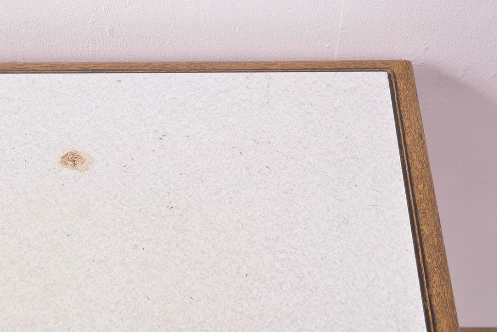 ビンテージ 神戸洋家具 永田良介商店 レトロな雰囲気のダイニングテーブル(サイドテーブル、ヴィンテージ)(R-049935) | ラフジュ工房