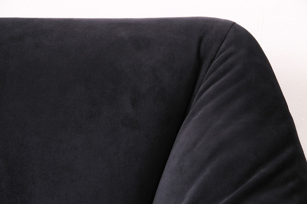 中古　展示品　美品　Cassina(カッシーナ)　684 PICCOLA TENTAZIONE(ピッコラテンタツィオーネ)　ラウンジアームチェア(定価約40万円)(アームソファ、一人掛けソファ、1P)(R-049954)