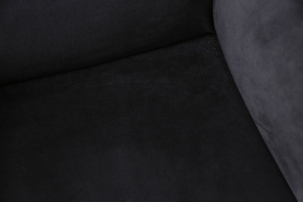 中古　展示品　美品　Cassina(カッシーナ)　684 PICCOLA TENTAZIONE(ピッコラテンタツィオーネ)　ラウンジアームチェア(定価約40万円)(アームソファ、一人掛けソファ、1P)(R-049954)
