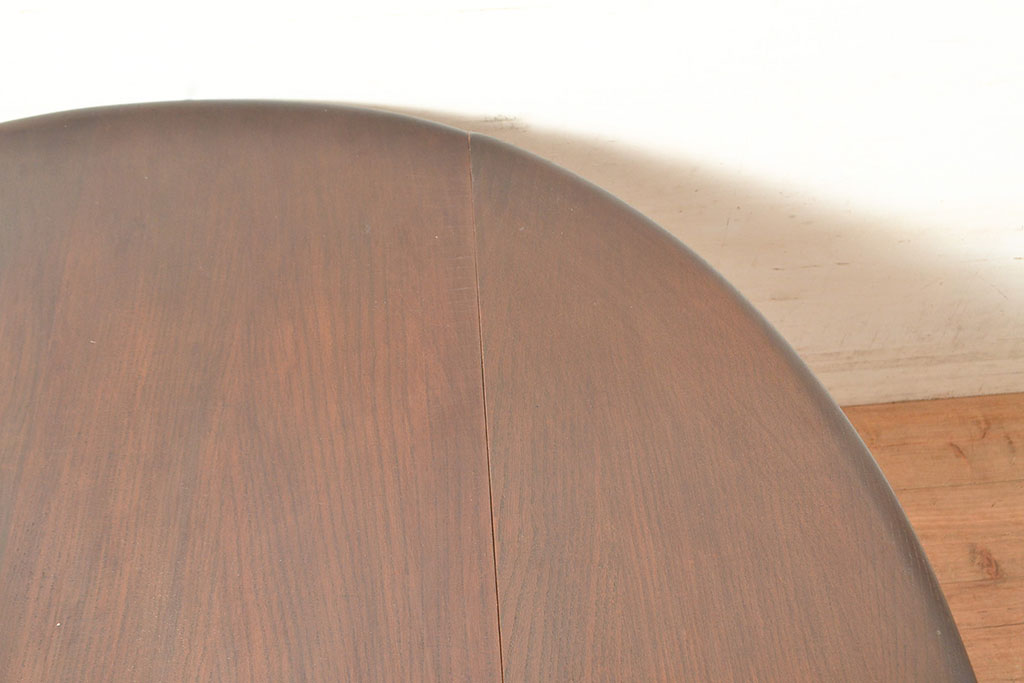 ヴィンテージ家具　イギリスビンテージ　ERCOL(アーコール)　ニレ材　挽き物の脚が目を引くバタフライテーブル(ダイニングテーブル、食卓、4人掛け、2人掛け)(R-050227)
