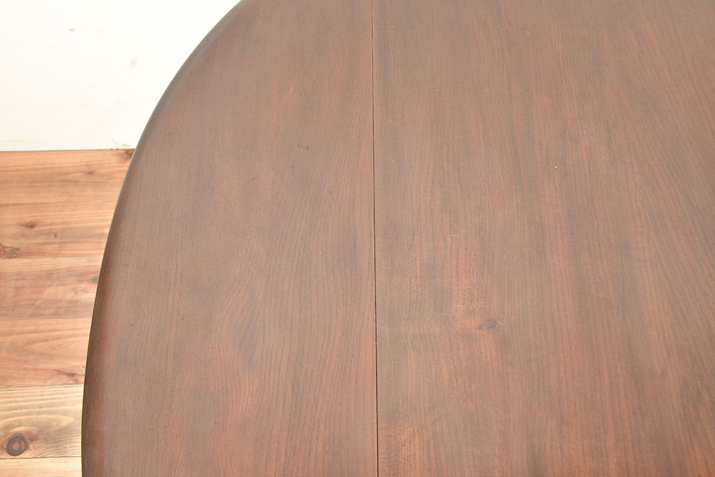 ヴィンテージ家具　イギリスビンテージ　ERCOL(アーコール)　ニレ材　挽き物の脚が目を引くバタフライテーブル(ダイニングテーブル、食卓、4人掛け、2人掛け)(R-050227)