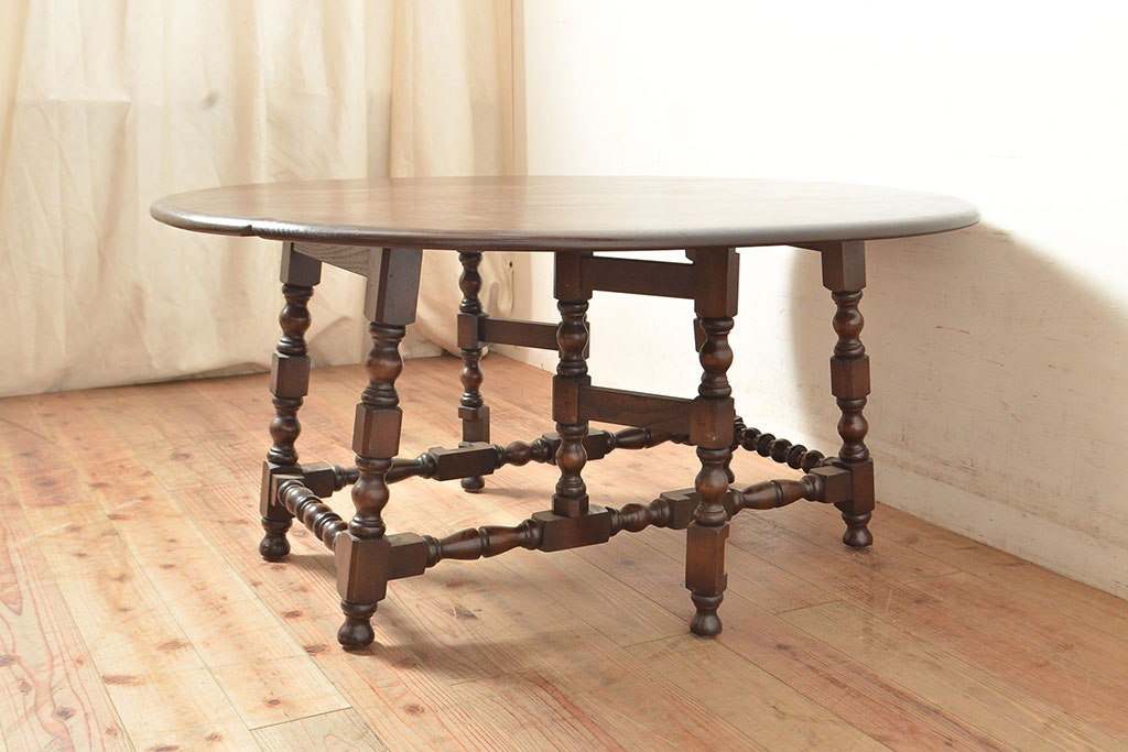 ヴィンテージ家具　イギリスビンテージ　ERCOL(アーコール)　ニレ材　挽き物の脚が目を引くバタフライテーブル(ダイニングテーブル、食卓、4人掛け、2人掛け)(R-050227)