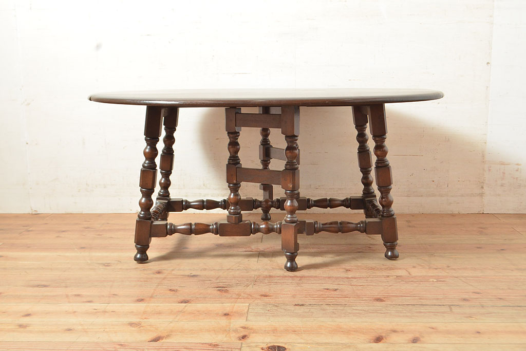 ヴィンテージ家具　イギリスビンテージ　ERCOL(アーコール)　ニレ材　挽き物の脚が目を引くバタフライテーブル(ダイニングテーブル、食卓、4人掛け、2人掛け)(R-050227)