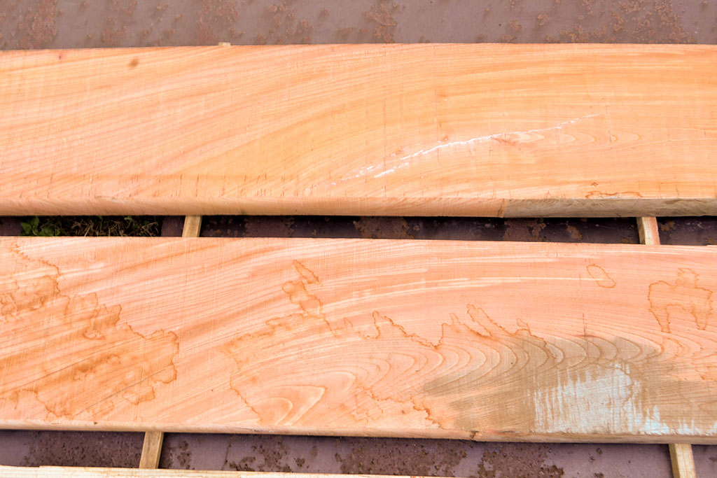 古材　DIYにおすすめ!古民家の梁に使われていたケヤキ材3枚セット(材料、木材、板)(R-050273)