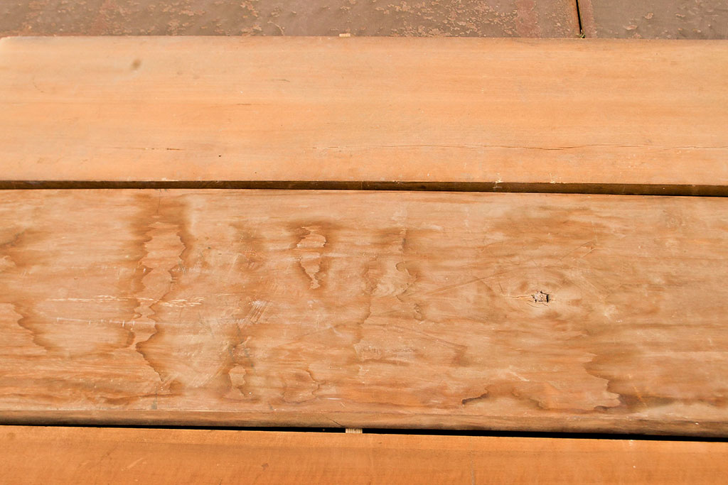 アンティーク雑貨　天板にもおすすめ!厚みがある良材の4枚セット(古材、材料)(R-050284)