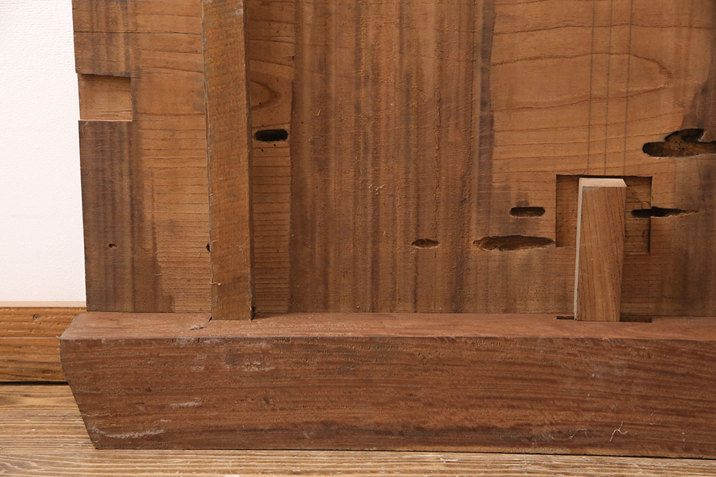 アンティーク雑貨　ケヤキ材の一枚板!上質な雰囲気漂う床框付きの床板(古材、材料)(R-050285)