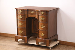 中古　美品　アメリカ　ヒッコリーチェア(HICKORY CHAIR)　マホガニー材　高級感とクラシカルな雰囲気を高めるデスク(両袖机、ワークデスク、在宅用、在宅ワーク)(定価約89万円)(R-050292)